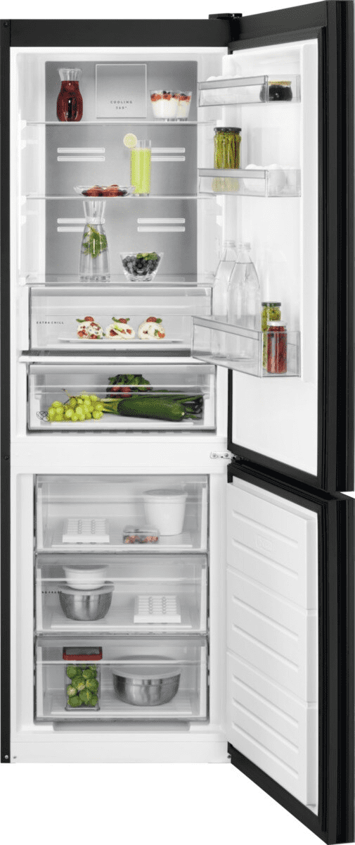 Aeg Black Rcb732e7mg 186Cm Freestanding Fridge Freezer 160Cm To 189Cm