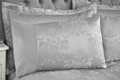 Chatsworth Pair of Housewife Pillowcases Silver