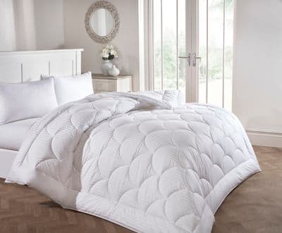 Hotel Collection 5* Star Australian Wool Rich 10.5tog Duvet KS