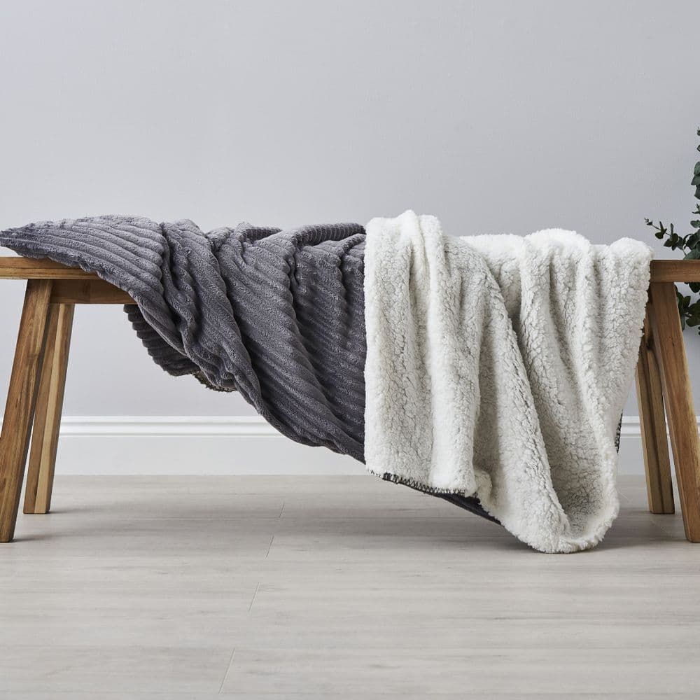 Ribbon Velour Sherpa Throw Grey