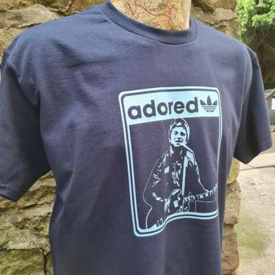 Noel Gallagher Adored graphic Navy tee t shirt Oasis Manchester Heroes Legends