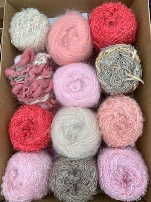 Adele's mohair giftbox - Strawberry shortcake
