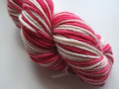 Apples And Pears BFL DK - Hot pink dip