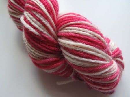Apples And Pears BFL DK - Hot pink dip