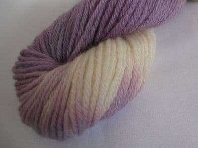 Apples And Pears BFL DK - Lilac dip