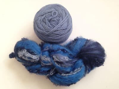 Magicball cowl - Moody blue with a blue grey solid
