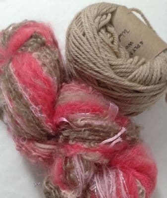 Magicball cowl - Strawberry shortcake with biscuit