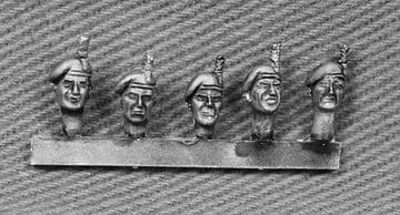 BRIT10 Fusilier Heads with Hackles