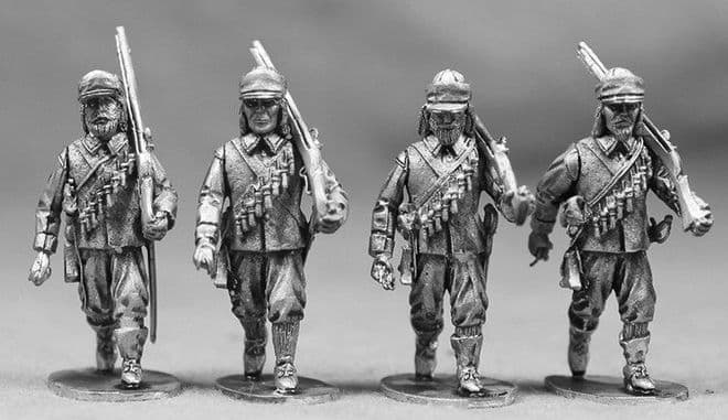 ECW60 Oxford Army musket at shoulder.