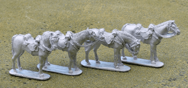 IMH10 STANDING HORSES.