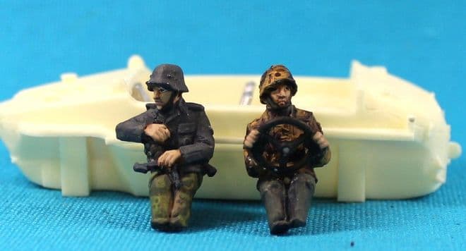 KA35 Schwimwagen  crew set only