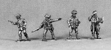 LB10 Late war Brits in leather jerkins and cammo smocks.