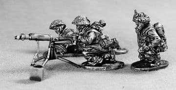 LB11 Late war Brits in leather jerkins and cammo smocks.