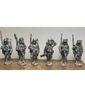 LE3 LEGIONAIRES MARCHING.