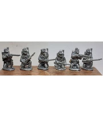 LE5 LEGIONAIRES FIRING LINE KNEELING