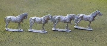 THEM18 4 EIC Irregular Cavalry Horses standing