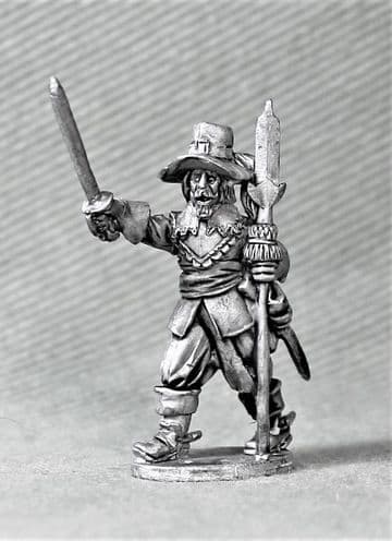 TYW5A Officer with Sword & Partizan.