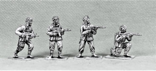 VDV12 Soviet Paratroops skirmishing. Jump helmets.