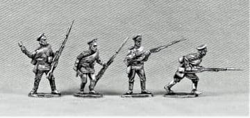 WW1RUS2 Infantry advancing in caps.