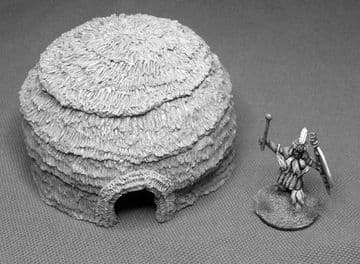 ZWT2 Zulu straw hut.