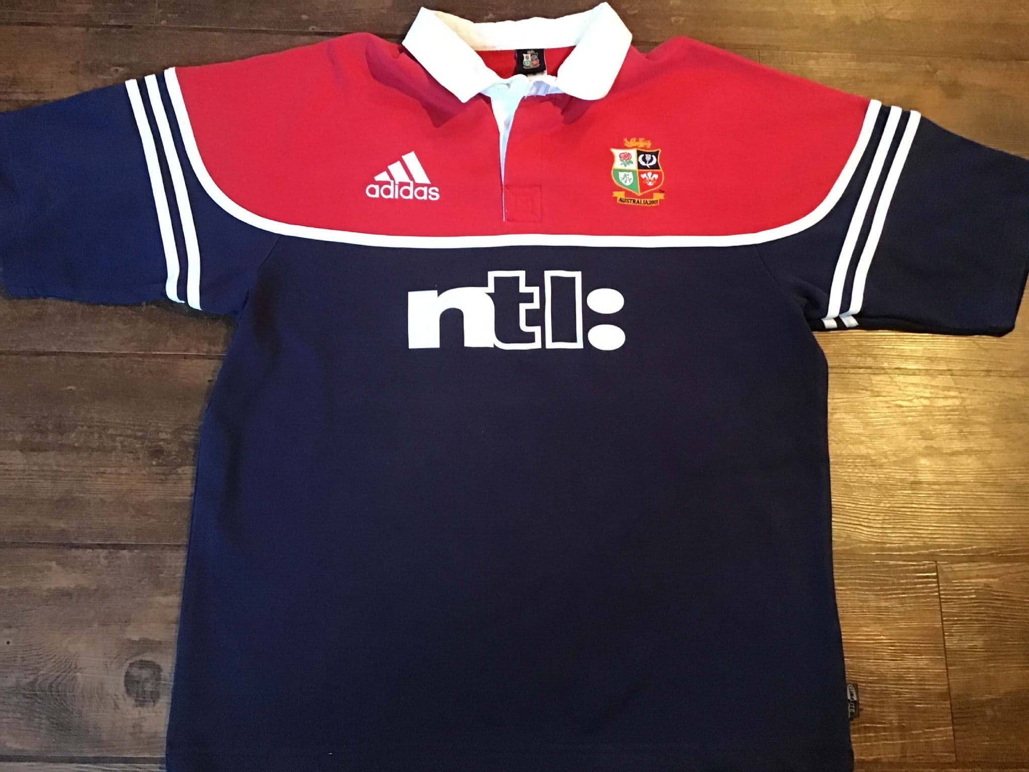 Old Rugby Shirts | 2001 British & Irish Lions Vintage Jerseys