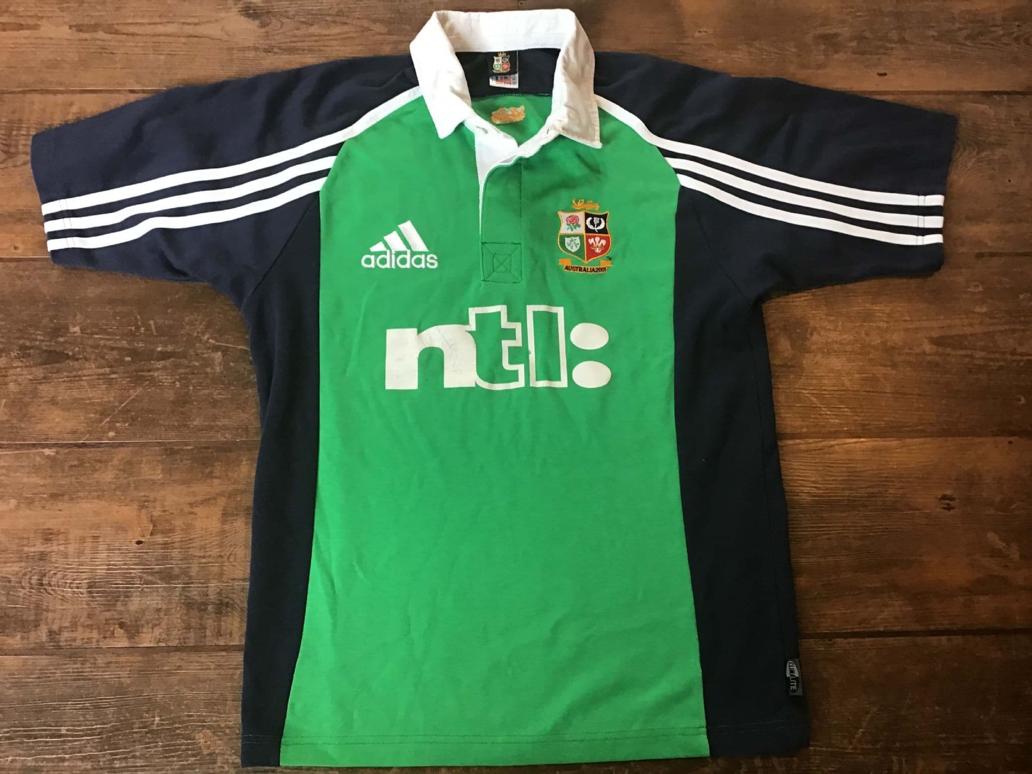 Classic Rugby Shirts | 2001 British & Irish Lions Vintage