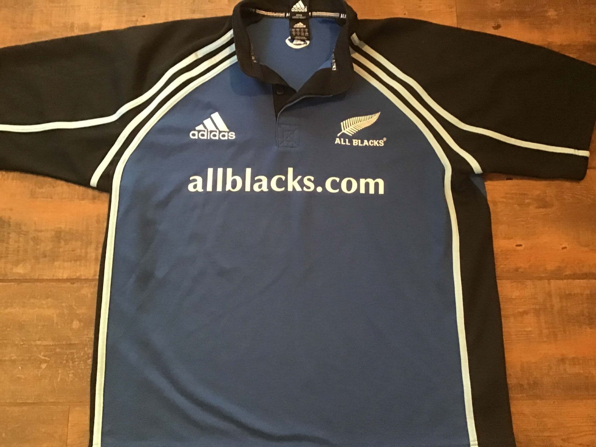 Classic Rugby Shirts | 2004 Vintage Old All Blacks Jersey