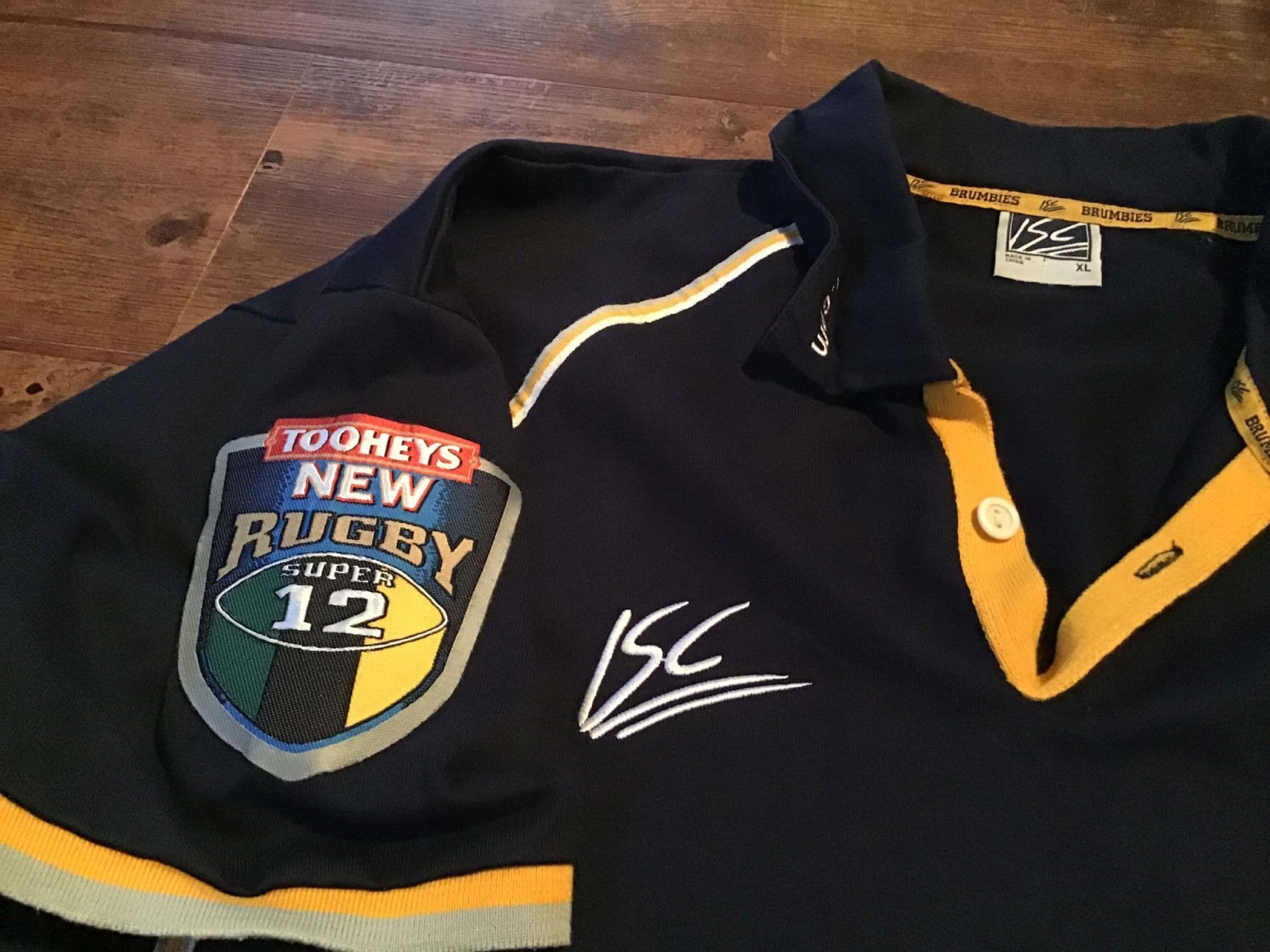 Classic Rugby Shirts | 2005 Brumbies Vintage Old Retro Jerseys