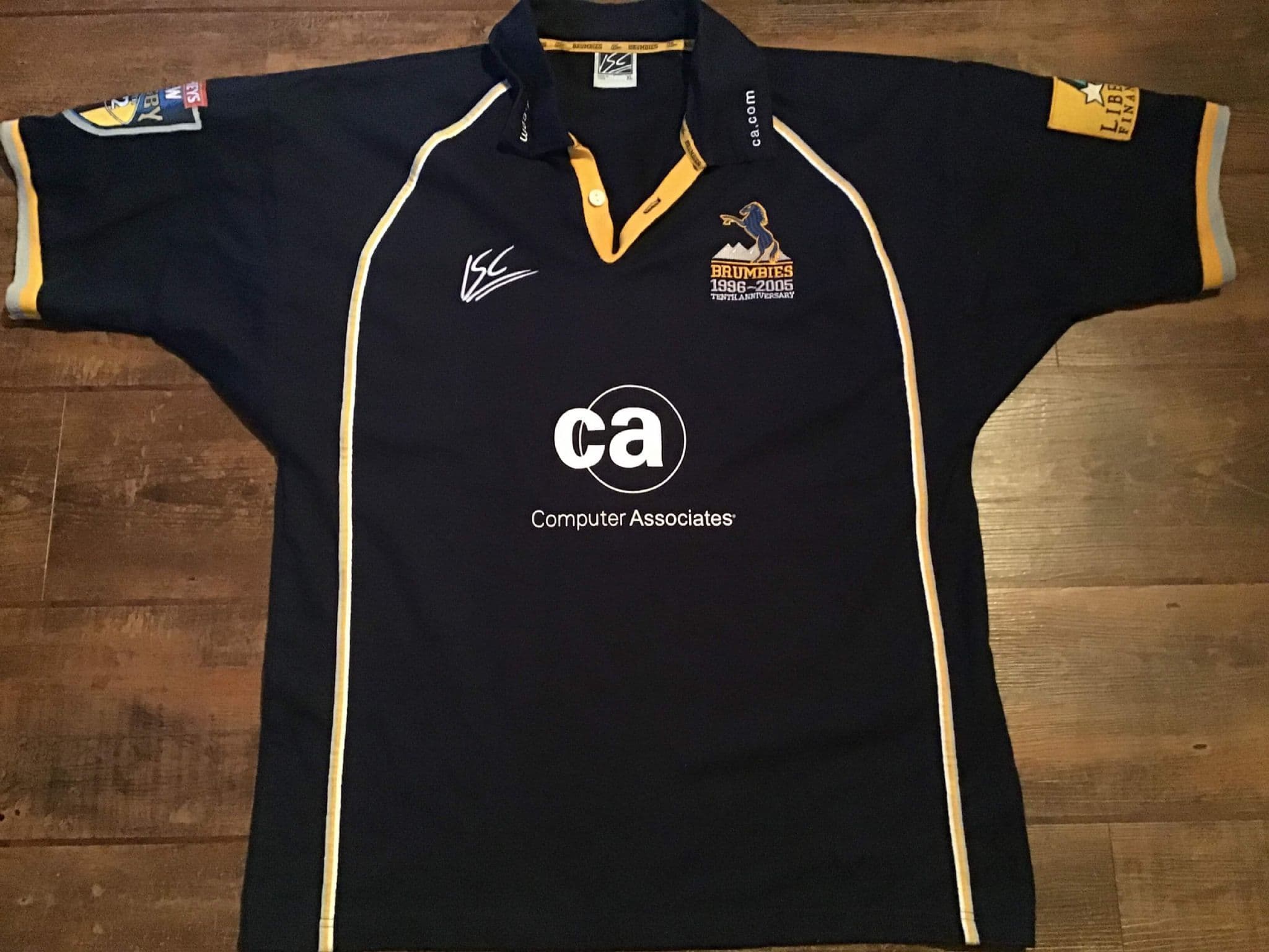 Classic Rugby Shirts | 2005 Brumbies Vintage Old Retro Jerseys