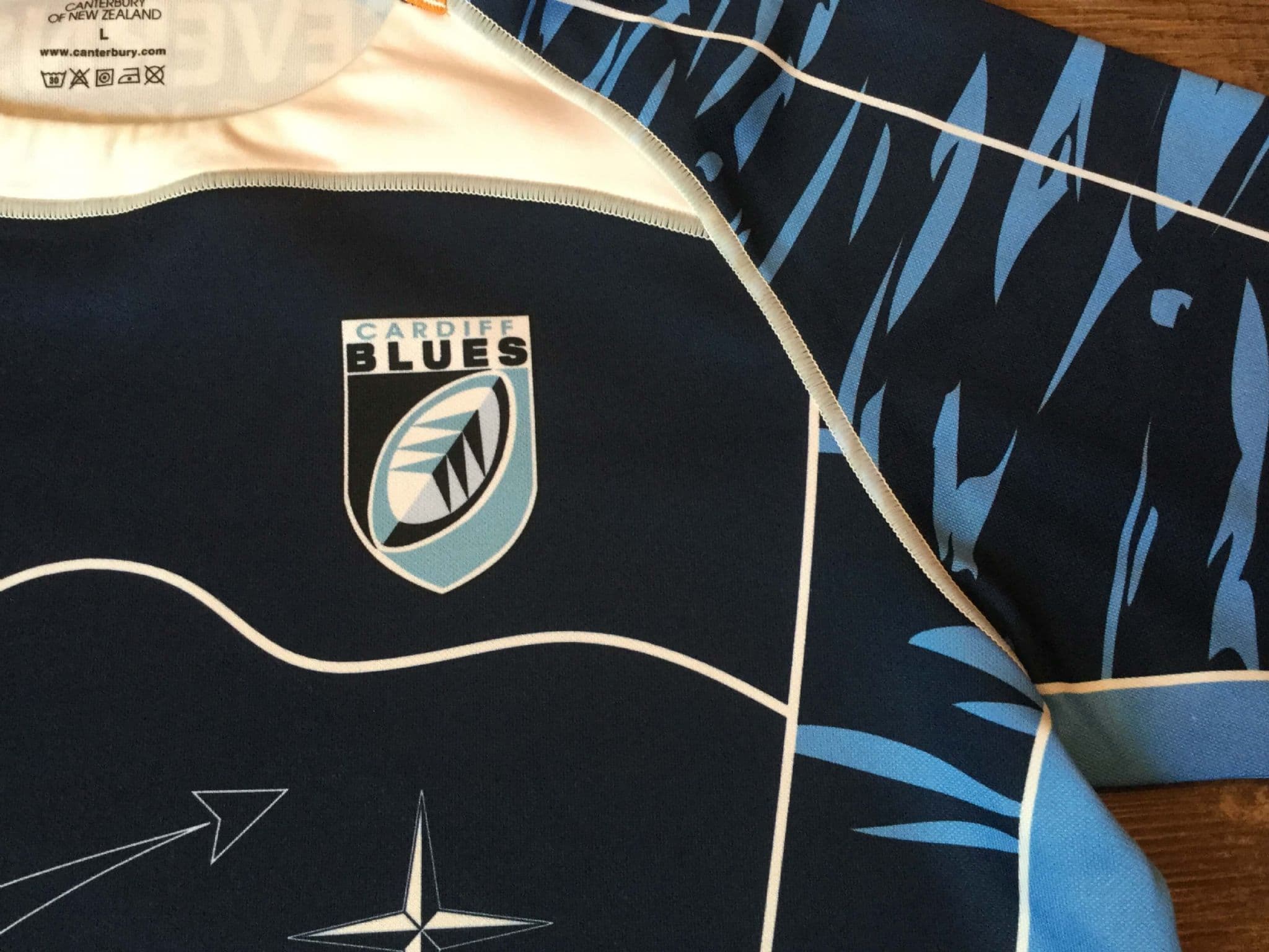 Classic Rugby Shirts | 2010 Cardiff Blues Vintage Old Jerseys
