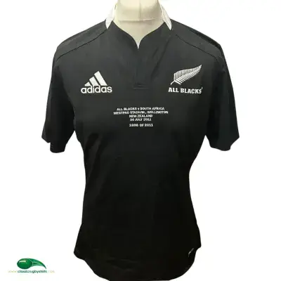 2011 New Zealand Limited Edition v South Africa Boxed Rugby Shirt Medium
