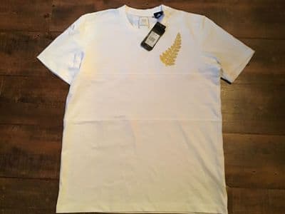 2014 2015 New Zealand BNWT Rugby Union Invincibles Legacy T Shirt XL