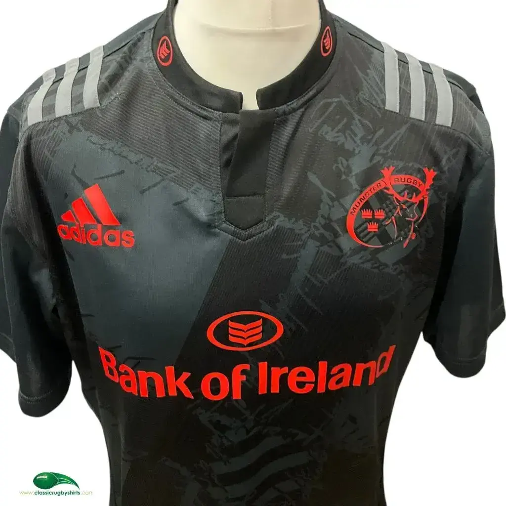Maillot De Rugby De Madagascar Avec Ballon De Rugby De Madagascar Sur