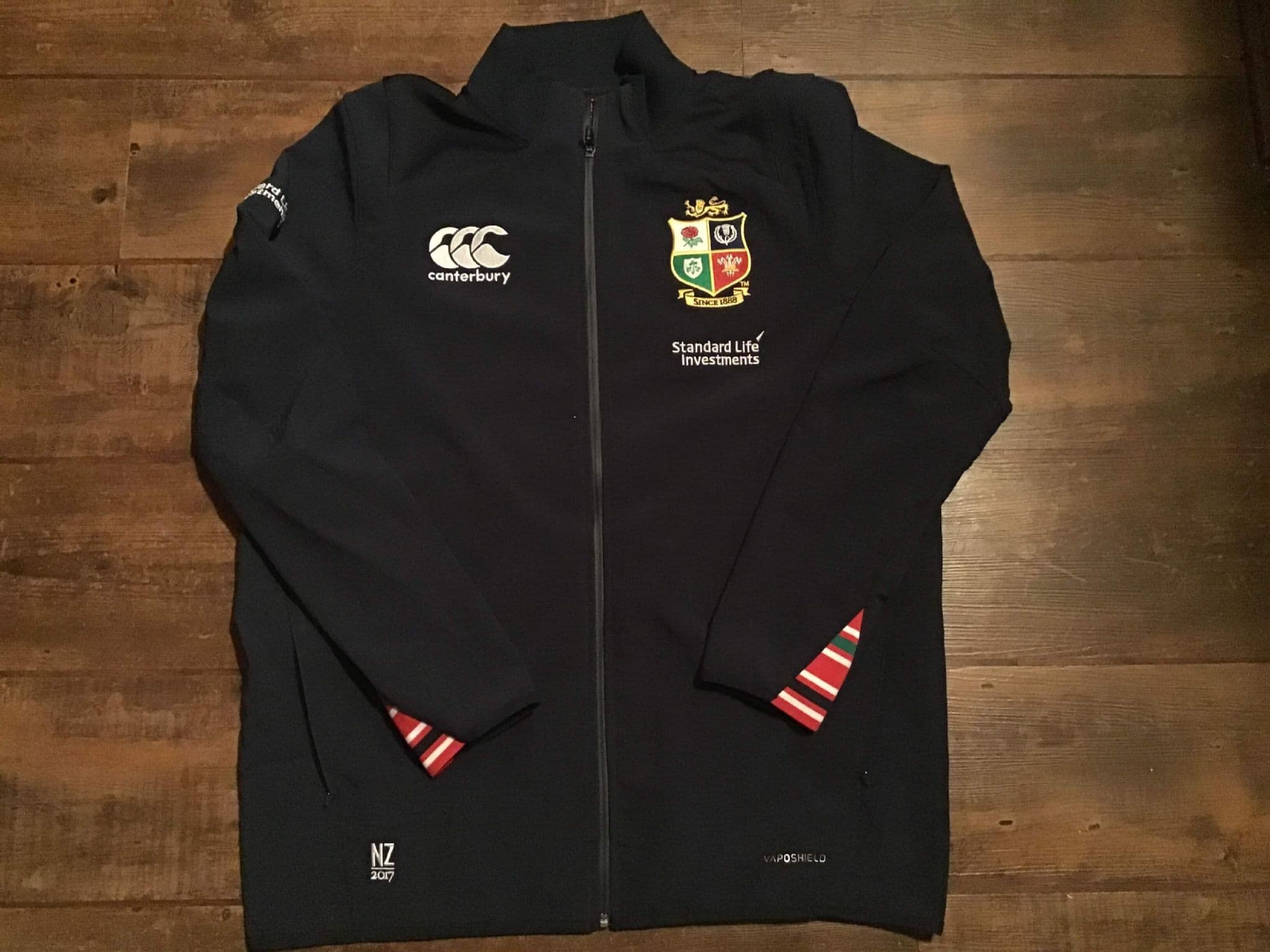 カンタベリー ライオンズ　2017 ジャケット Old Rugby Shirts | 2017 British Irish Lions Vintage Jerseys