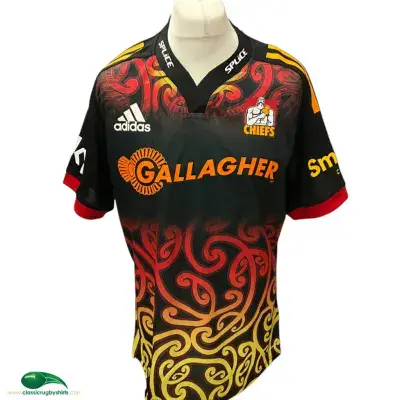 2022 Chiefs BNWT Rugby Shirt XL
