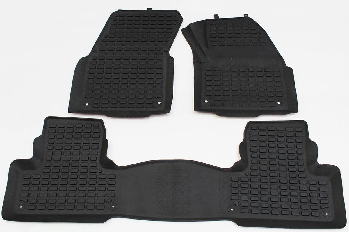 GA4812 Terrafirma Rubber Mats Evoque 2 4 Door Rhd