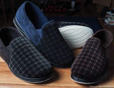 Albert Wide slipper available in Navy, Brown or Black