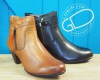 Cipriata soft leather zip ankle boot. black
