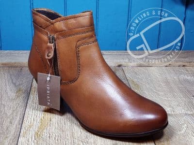 Cipriata soft leather zip ankle boot. brown