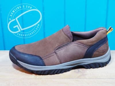 Cotswold deep grip nubuck leather brown laced walking shoe. (1)