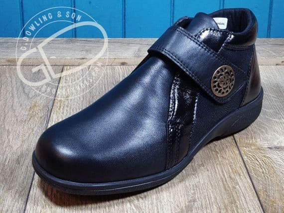 versatile 2E-4E 2V variable fit navy canvas summer shoe with pretty raised stitching and petal motif punching detail from an Db Easy b wide fit specialist near Basingstoke Hampshire.