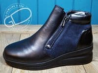 versatile 2E-4E 2V variable fit navy canvas summer shoe with pretty raised stitching and petal motif punching detail from an Db Easy b wide fit specialist near Basingstoke Hampshire.