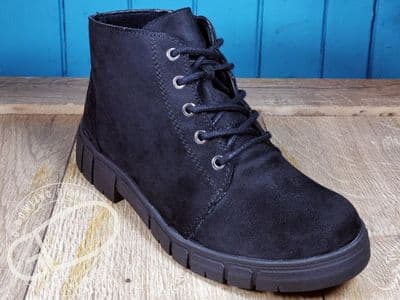 DB Wider Fit Poplar Boot — Vegan-Friendly