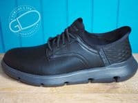 Skechers Expected Tomen in Navy available to try and buy from our shop on the Hampshire Berkshire border near Newbury, Winchester Andover and Basingstoke.