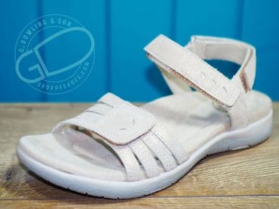 Free Spirit Maddy – Comfort with a Touch of Elegance