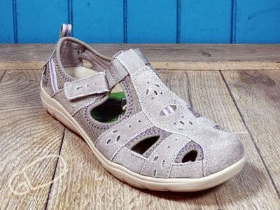 Free spirit plain suede leather spring/summer walking  sandal  in light brown / Khaki