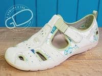 free spirit Suede leather spring/summer walking shoe. A very popular closed sandal returns again in Khaki and Navy in our Whitchurch Hampshire Shop on the Berkshire North Hampshire border on the A34 between Newbury and Winchester Andover and Basingstoke