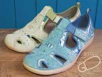 free spirit Suede leather spring/summer walking shoe. A very popular closed sandal returns again in Khaki and Navy in our Whitchurch Hampshire Shop on the Berkshire North Hampshire border on the A34 between Newbury and Winchester Andover and Basingstoke