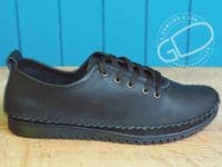 soft  leather bungee laced  shoe  with soft leather with cushioned lining a good comfortable shoe with a simple style  Available online or from our shop in Whitchurch Hampshire RG287HD positioned easily between Newbury and Winchester off the A34 and between Basingstoke and Andover right on the border of North Hampshire and Berkshire.