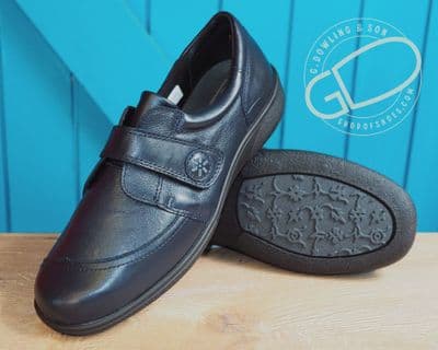 Ladies soft leather touch fastening wide 2v stretch shoe.